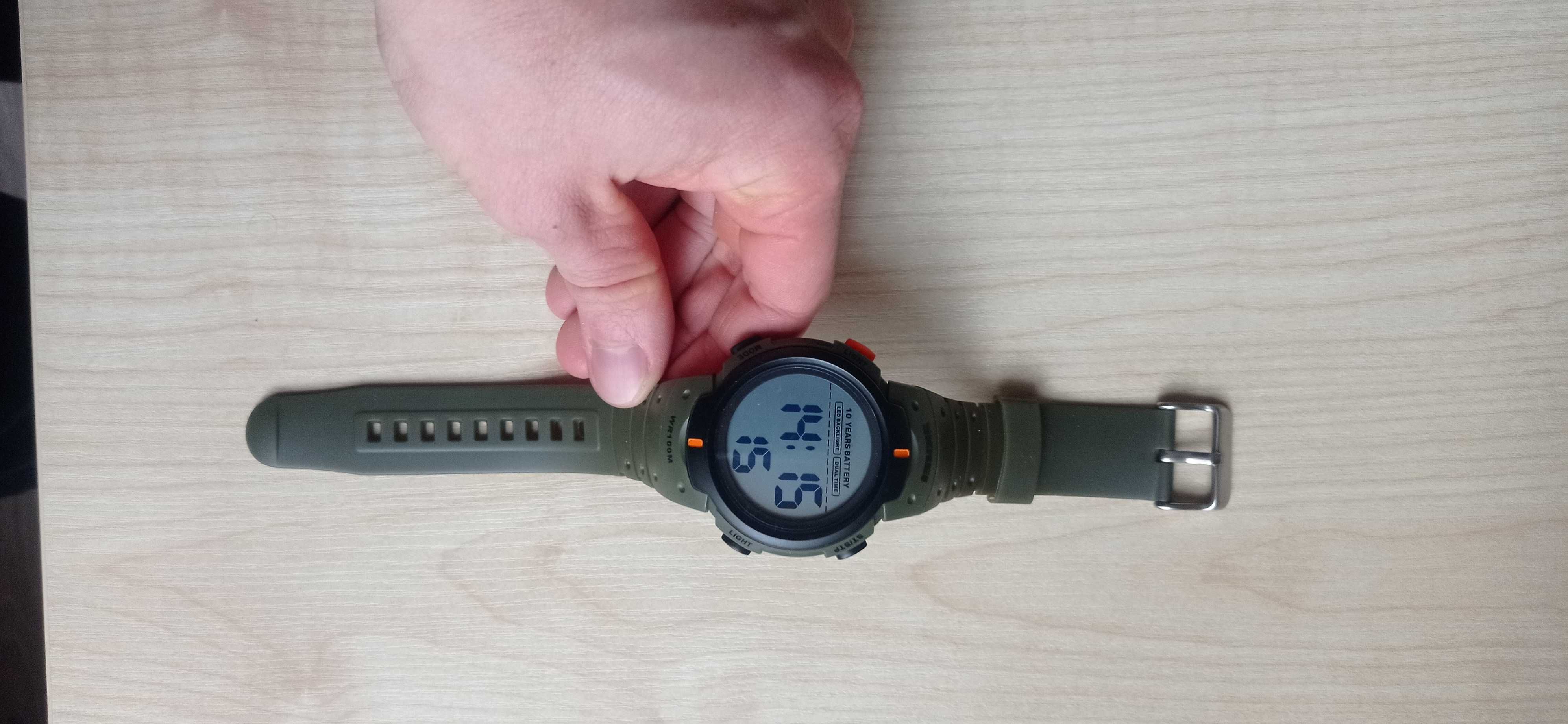 Новий спортивний годинник тактичний Skmei 1560 LED/ 100м