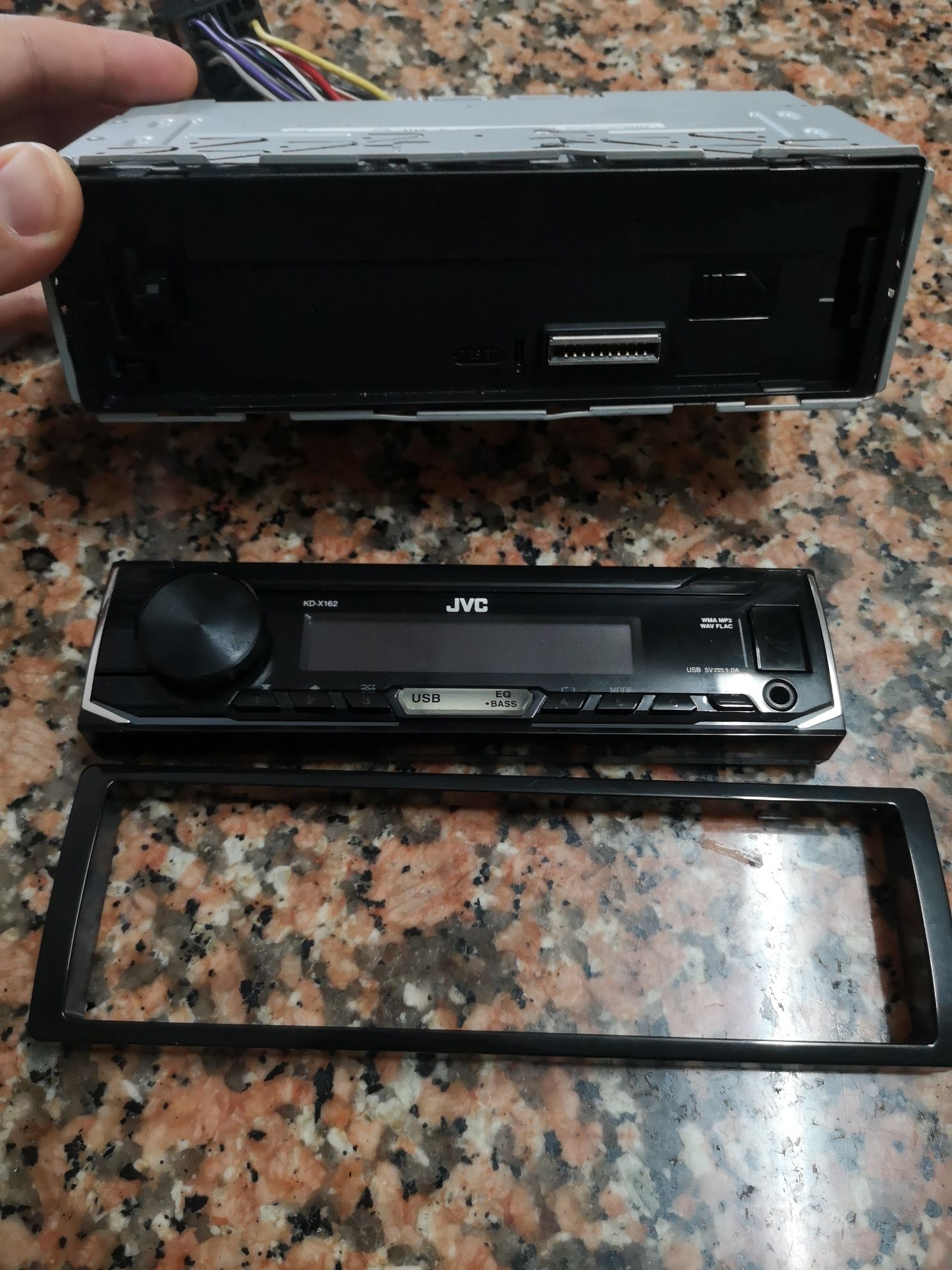 Radio JVC KD-X162