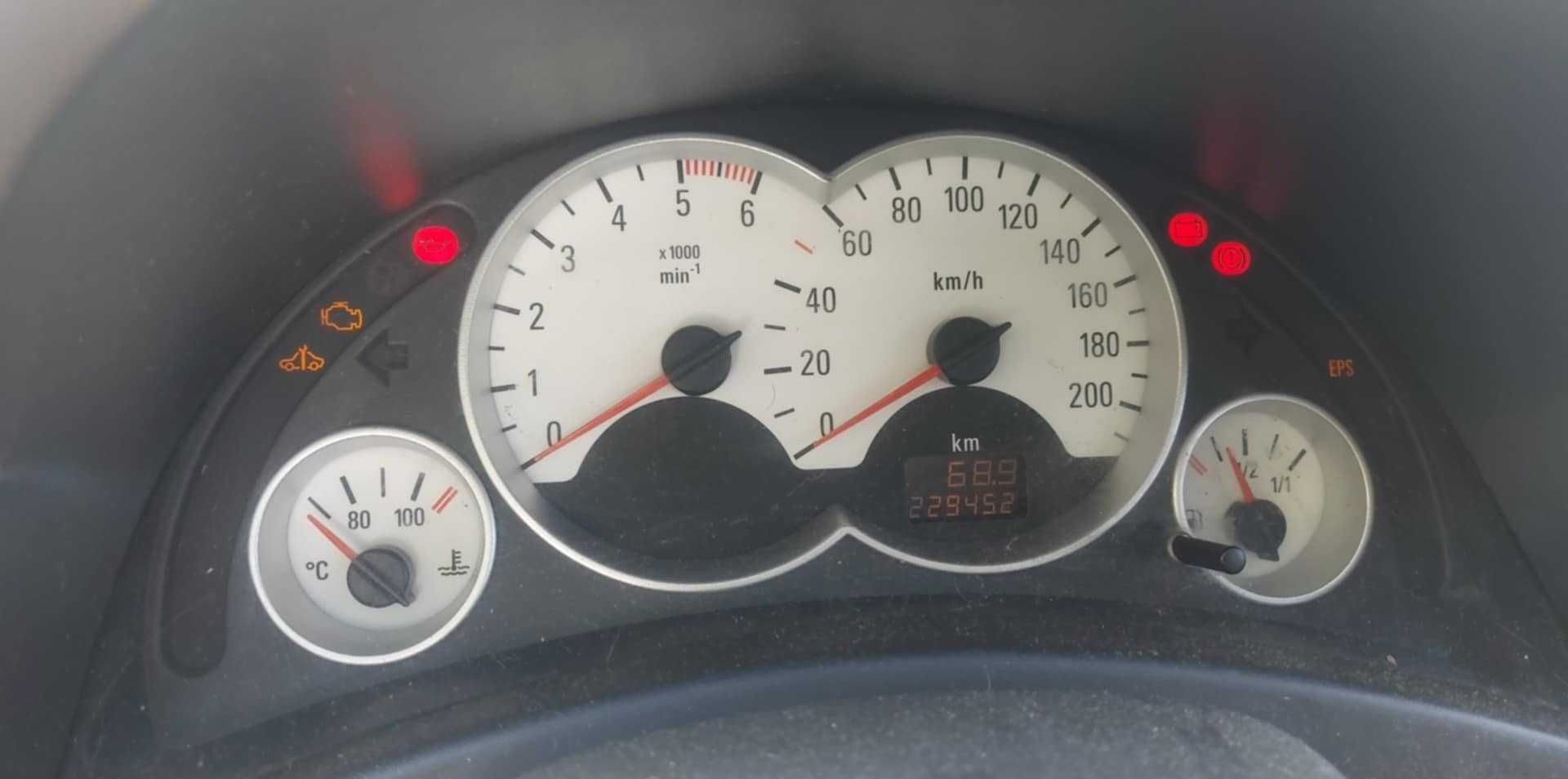 Opel Corsa DISEL 1248 cm3 2005 rok