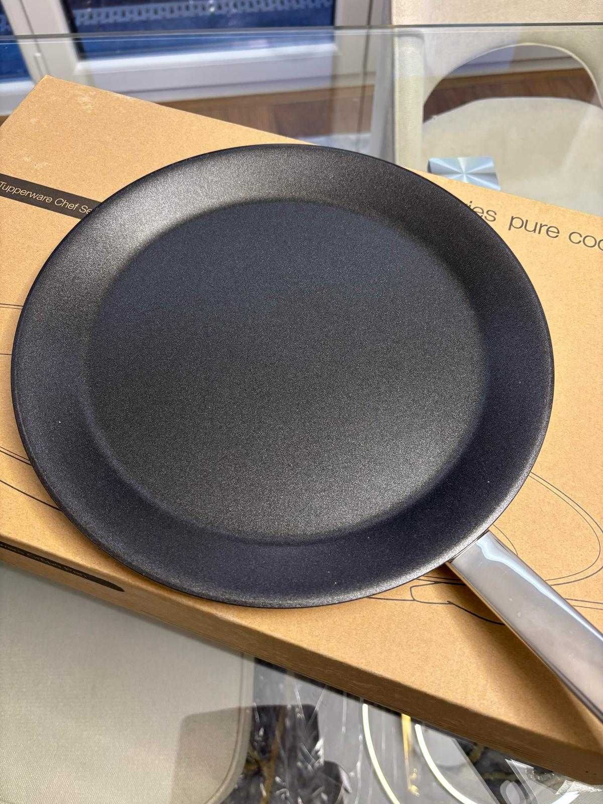 Crepeira marca TUPPERWARE! NOVA