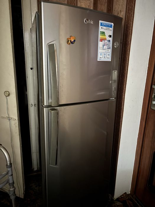 Холодильник LG висота 150 см