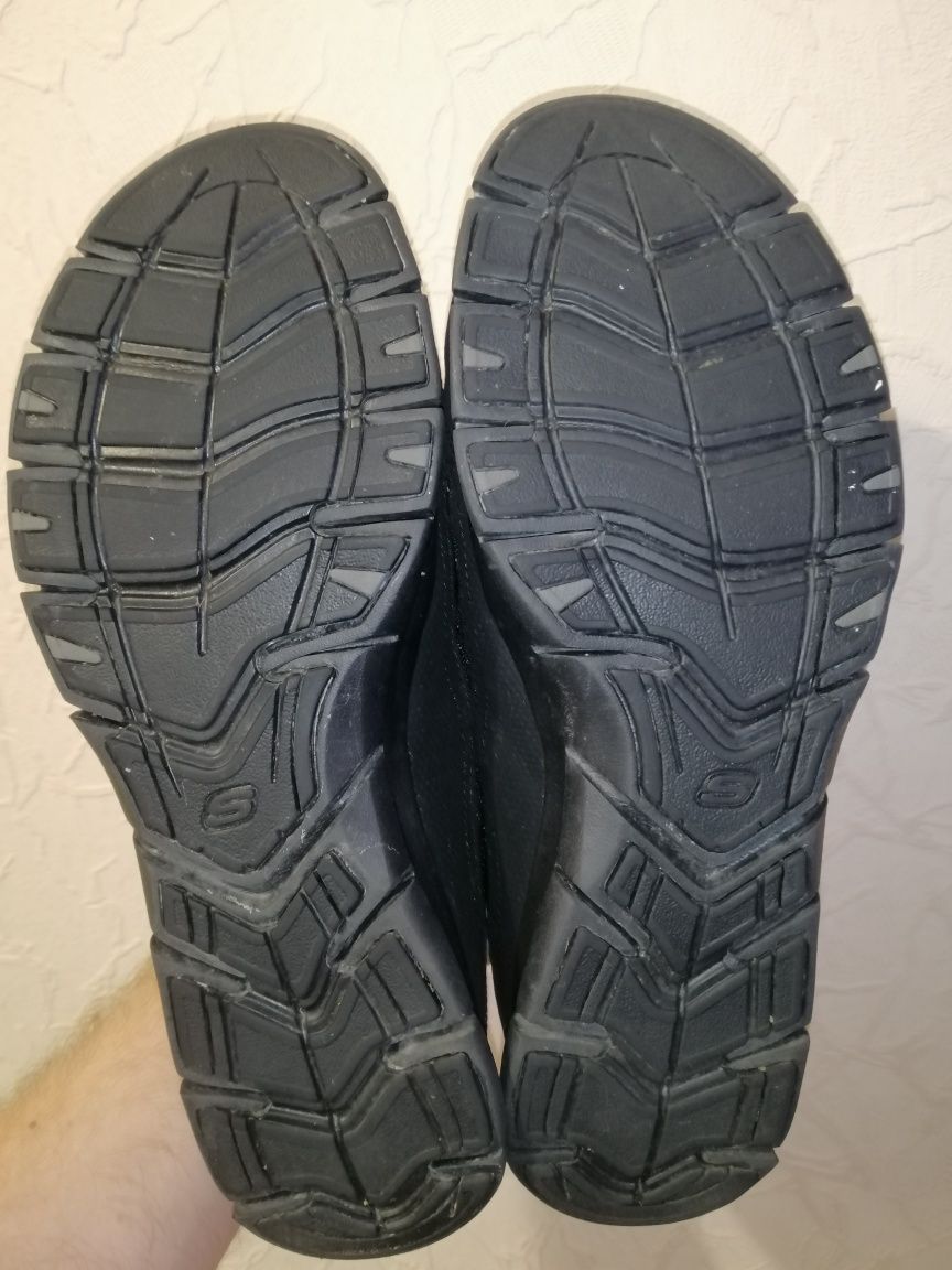 Женские спортивные Кроссовки Skechers AIR-COOLED MEMORY FOAM.38p. 25см