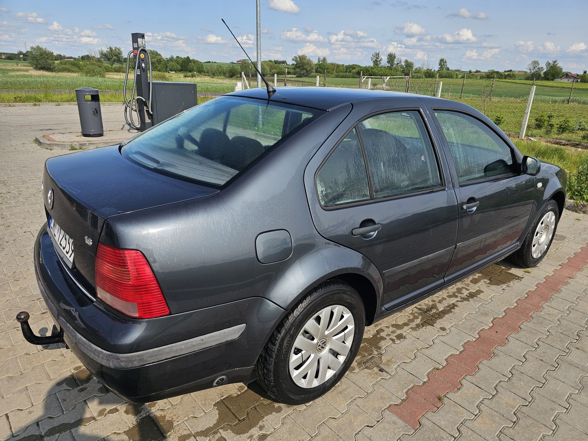 Sprzedam Vw Bore 1.6 8v LPG