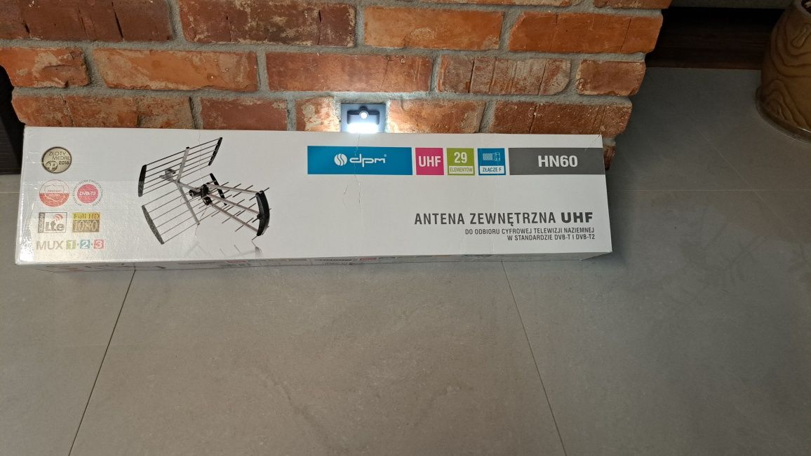 Antena zewnętrzna UHF HN60