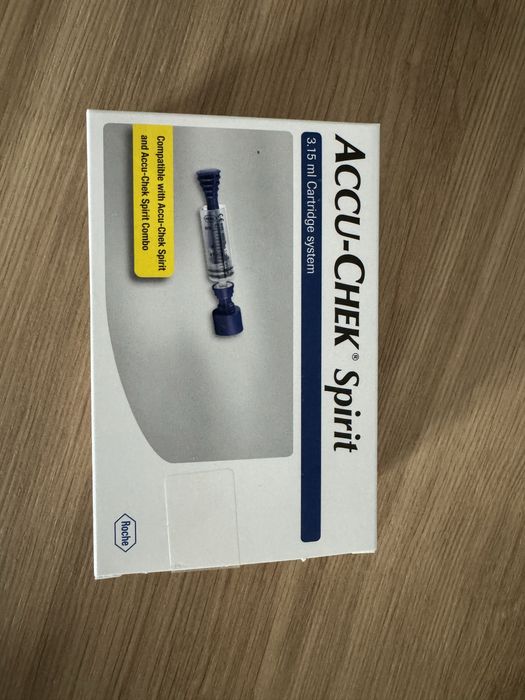 Zbiorniki Accu- chek spirit
