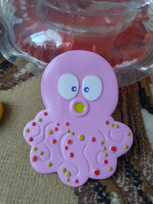 Продам дитячі іграшки