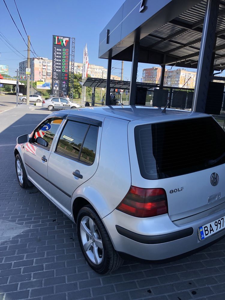 Golf 4 1.4 16v газ -бензин в гарному стані