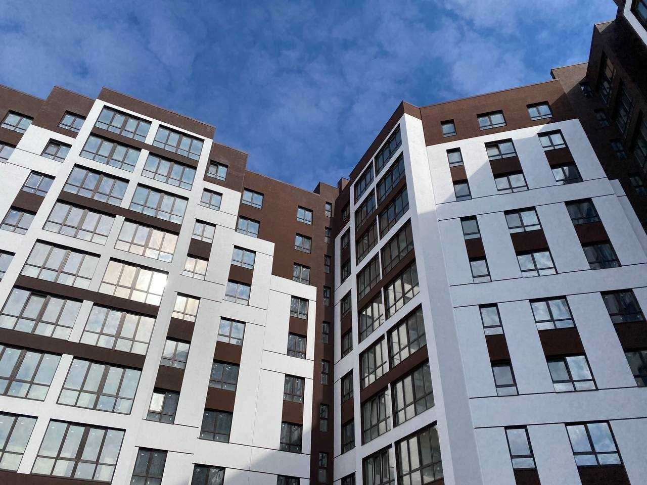 Продаж 2-кімнатної квартири біля озера в центрі ЖК Атмосфера