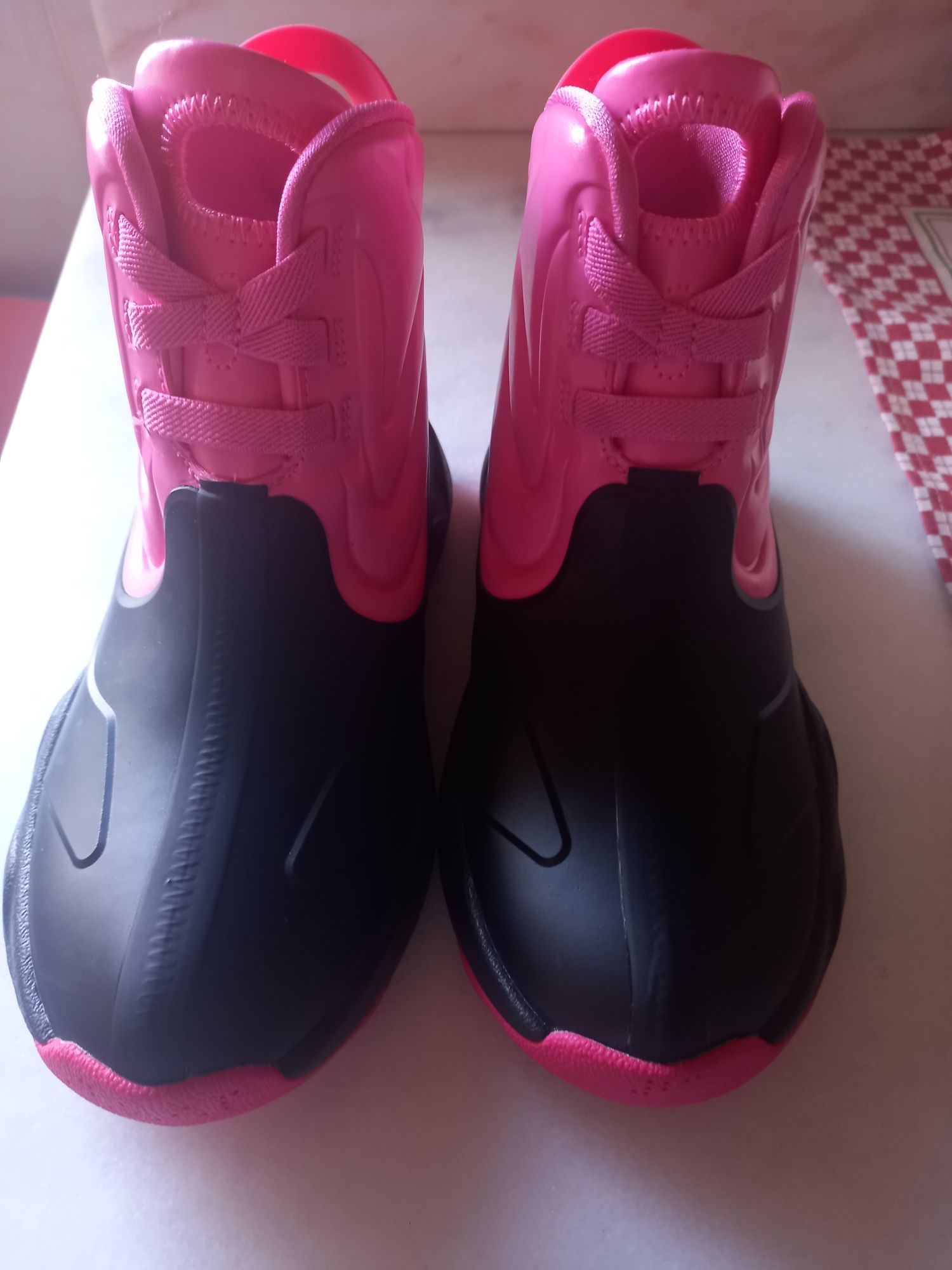 Botas Nike Air Jordan Drip 23 Impermeável Rosa/Preto EU 31