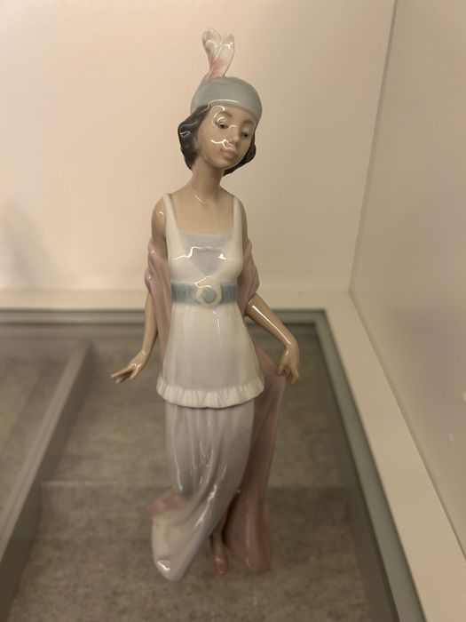 Lladró - Dama del manton 5788