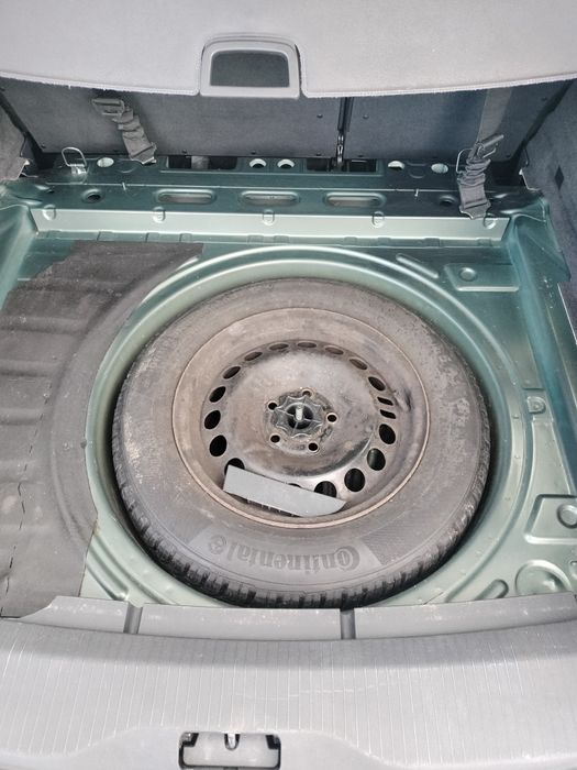 Продам свіжопригнаннй автомобіль