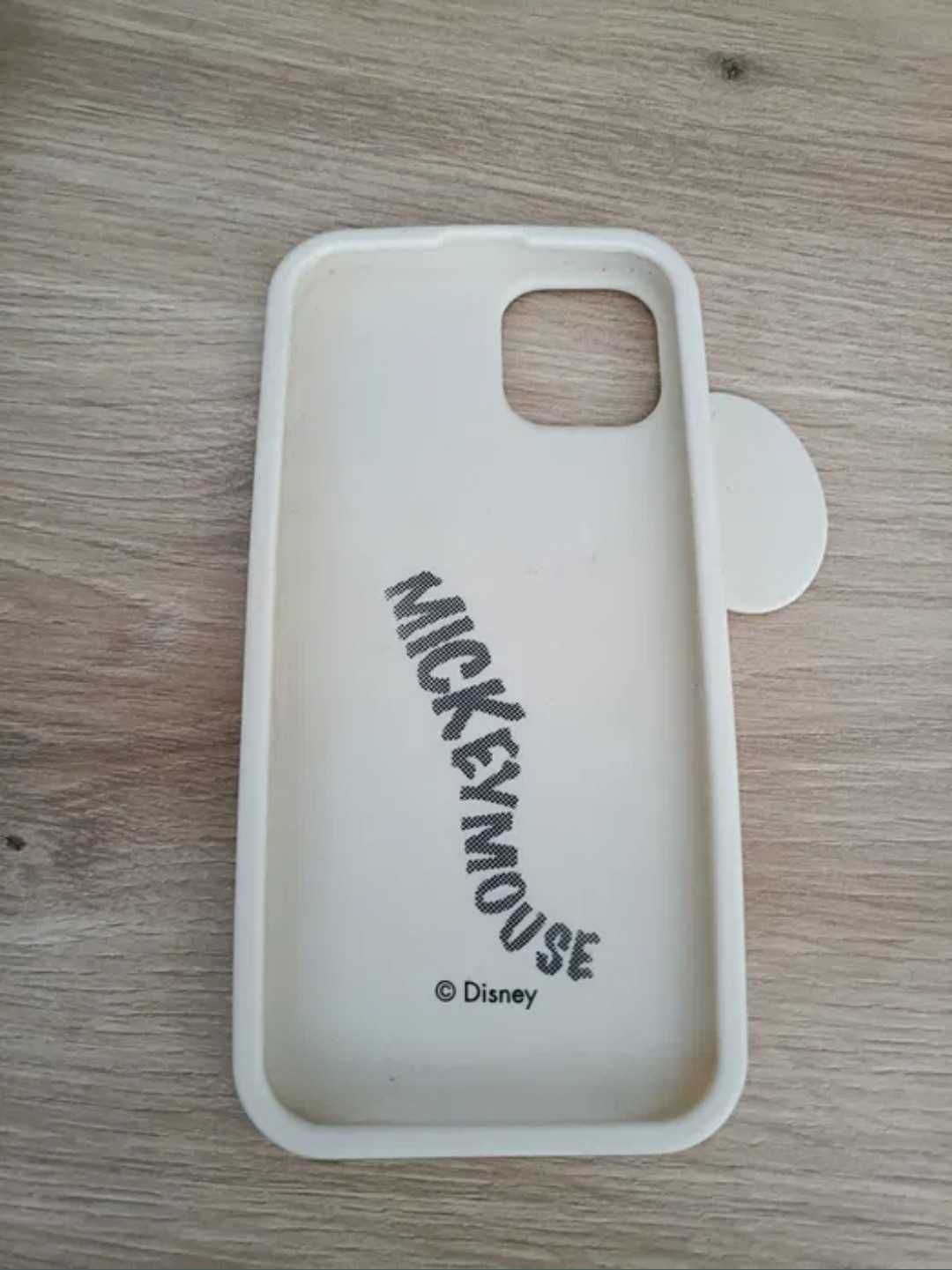 Etui iPhone 13 mało co używane