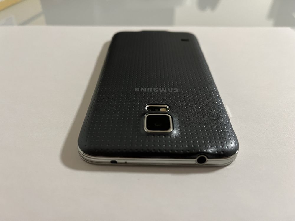 Samsung Galaxy S5 SM-G900F charcoal black 2/16GB JAK NOWY