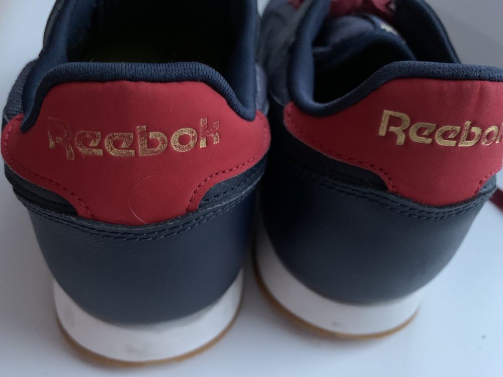 Жіночі кросівки Reebok classic leather