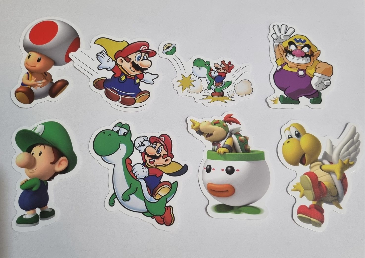 Zestaw 23 dużych naklejek Super Mario Bros. Nowe.