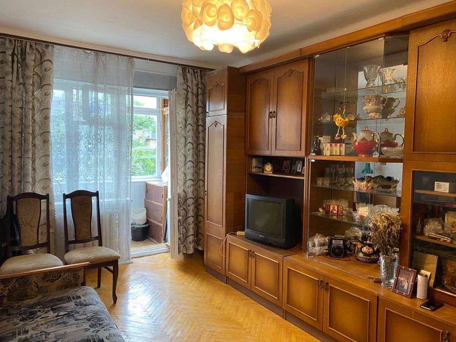 Двокімнатна, вулиця Перемишльська 10, Виноградар