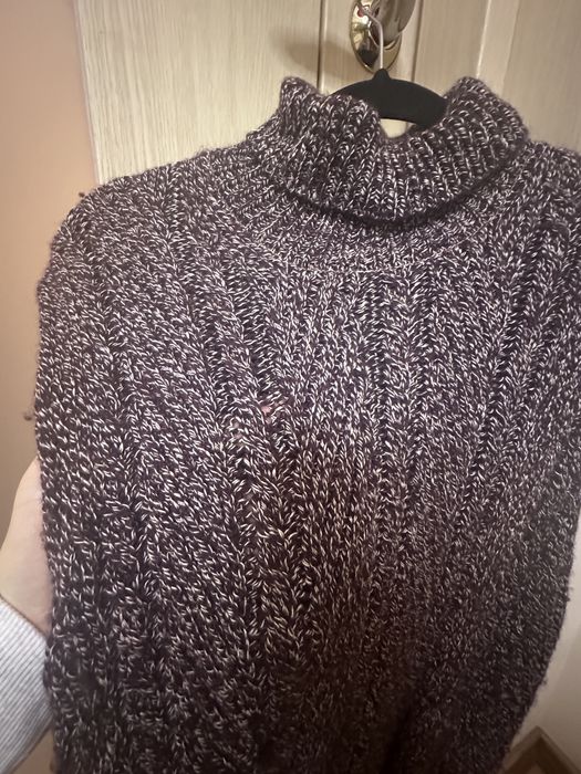 Светр-жилет Massimo Dutti, в ідкальному мтані