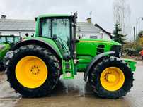 John Deere 7530 PREMIUM  JOHN DEERE 7530 PREMIUM, 2009r, autoquad, miękka oś,kabina, pneumatyka