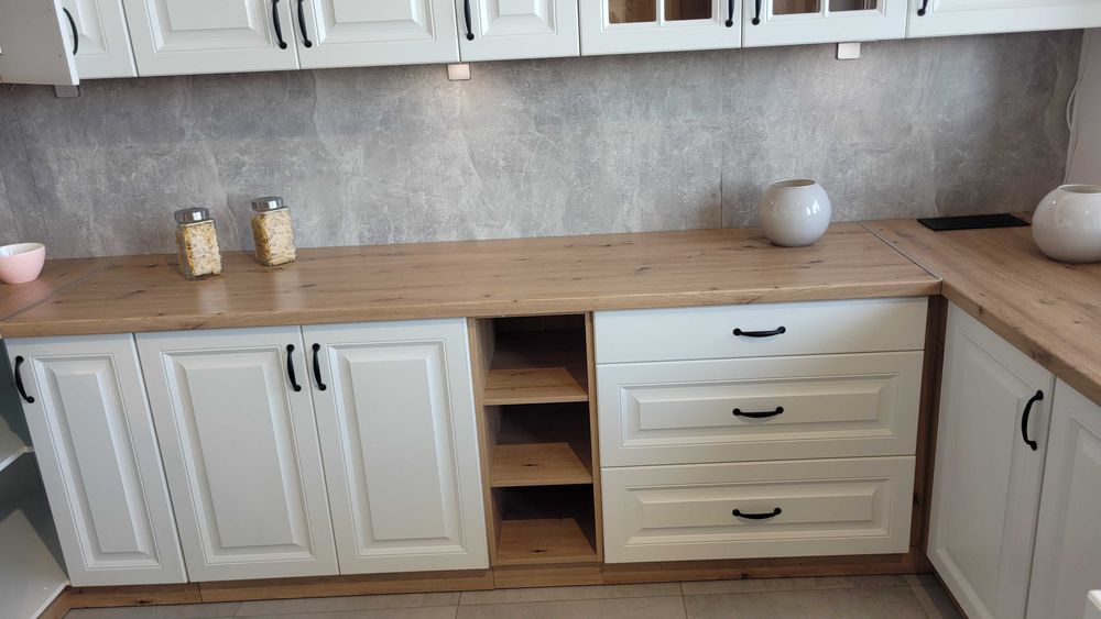 Skandynawskie meble kuchenne Stilo 315cm Stwórz własną kuchnię!