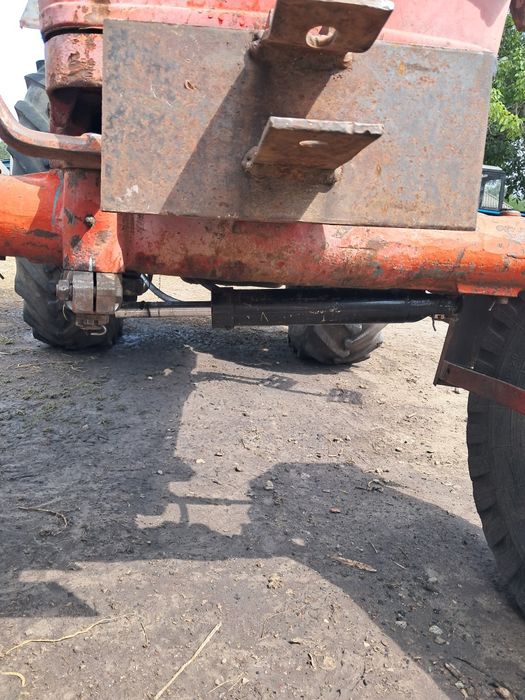 Продам трактор юмз6