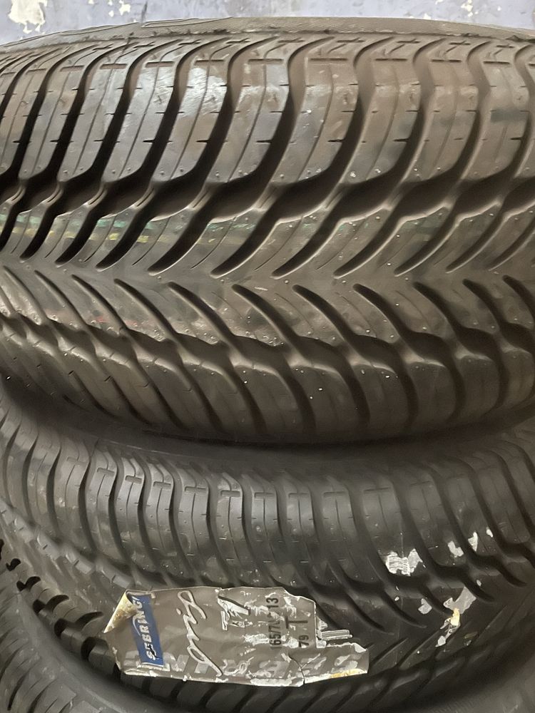 Pneus Goodyear 215/60/15