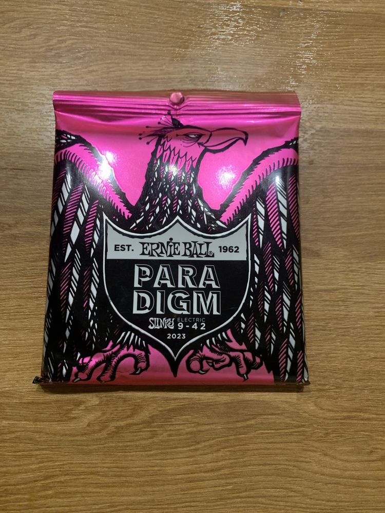 Struny do gitary elektrycznej Ernie Ball Paradigm 2023 - 9-42