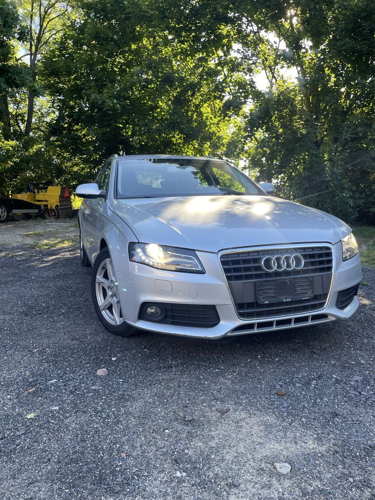 Audi a4 b8 avant 2.0tdi CAH 170km ,xenon led manual