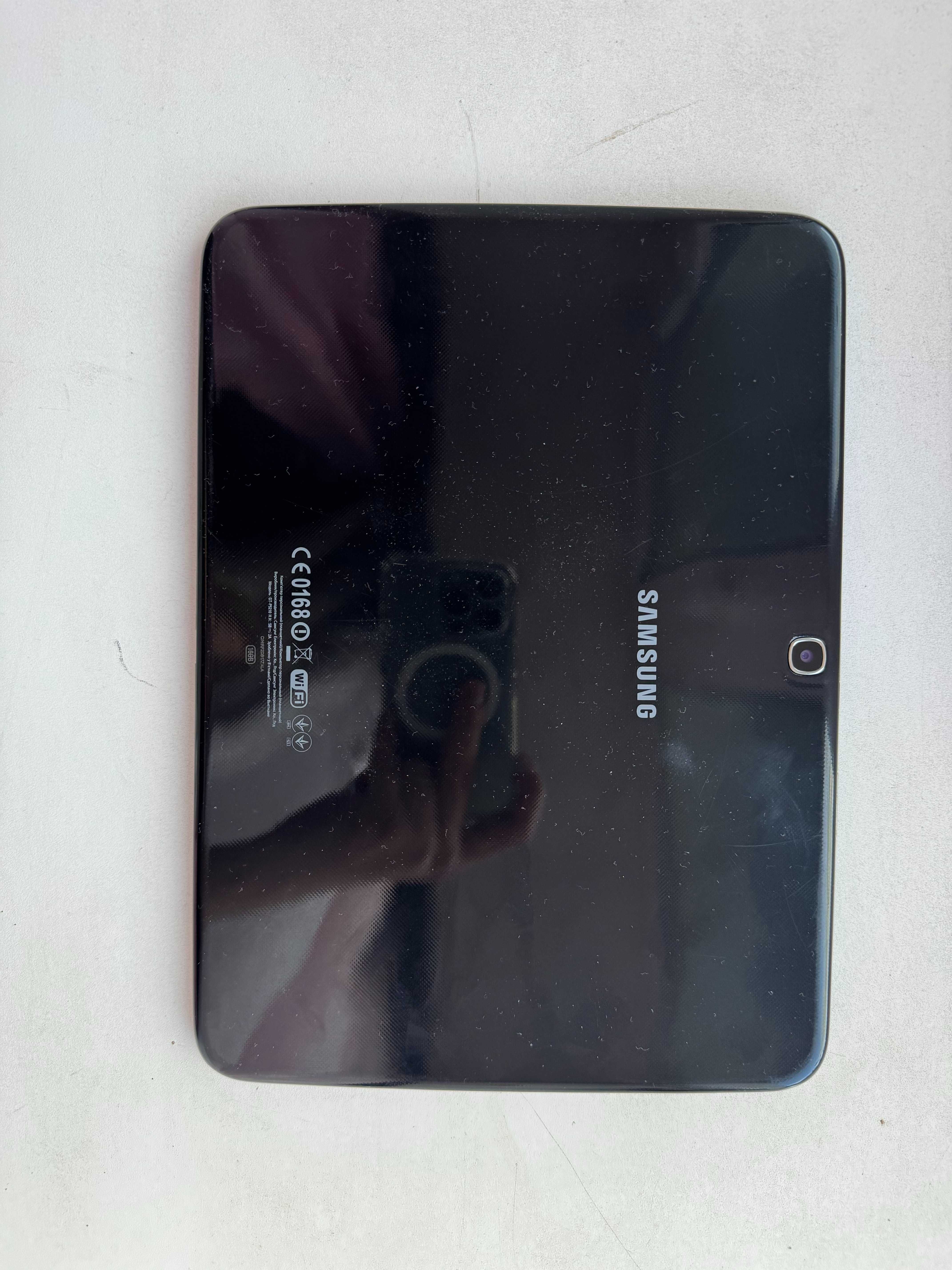 Планшет Samsung GT-P5210, продается за 1500 грн