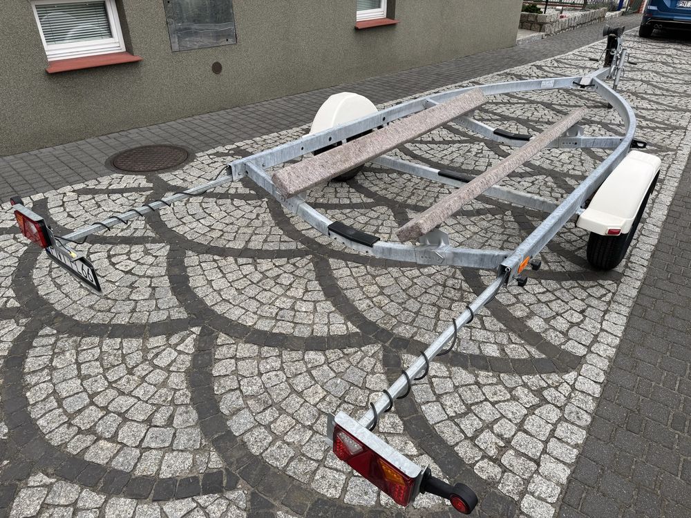 Przyczepa podłodziowa. Bardzo zadbana!
