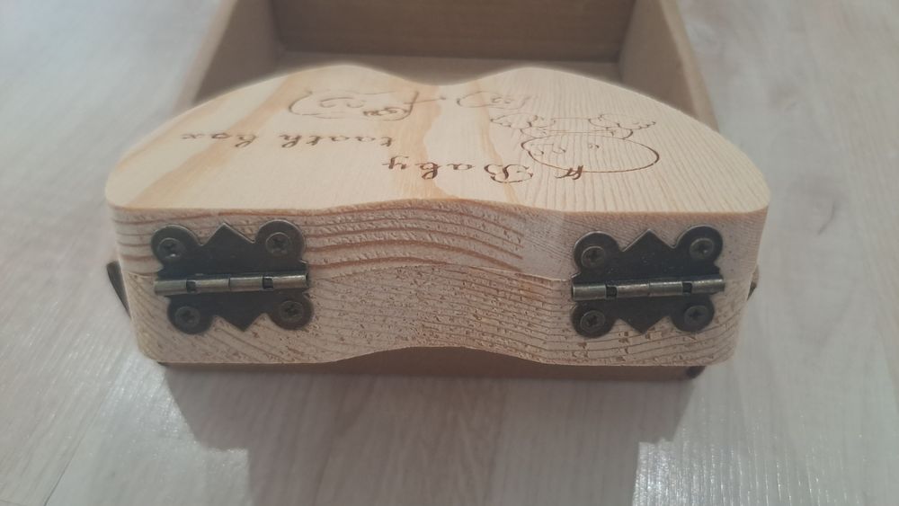 Pudełko na mleczaki zęby w j.polskim