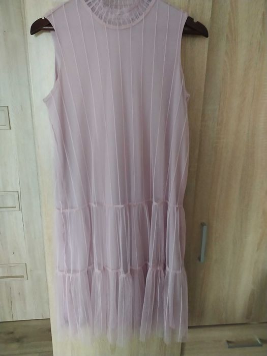 Nowa sukienka Reserved