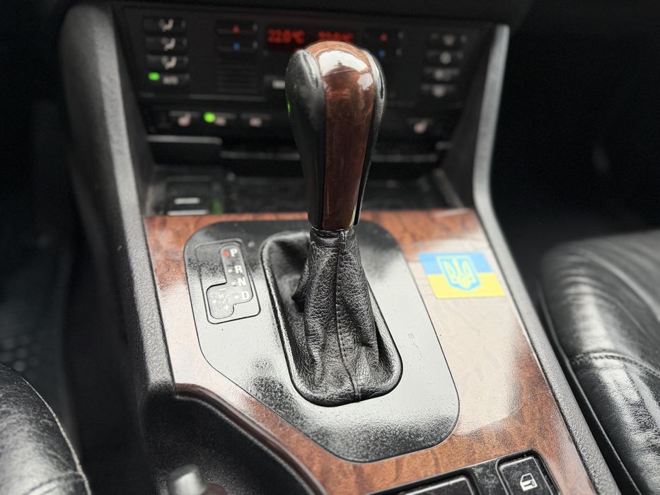 BMW 525 E39 2002 рік 2.5 дизель