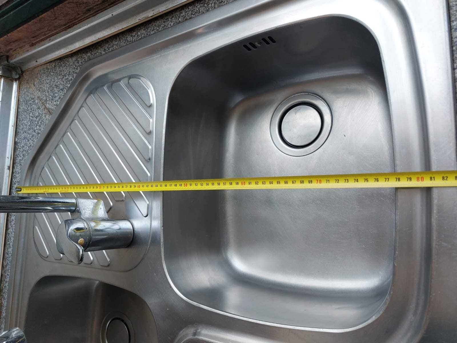Lava-loiça inox Fagor de canto com 2 cubas + torneira extensível