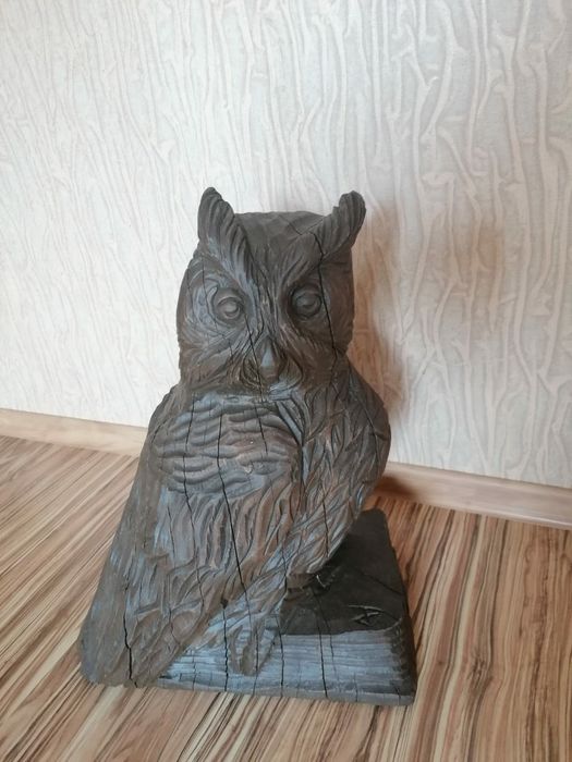 Rzeźba sowy drewno naturalne