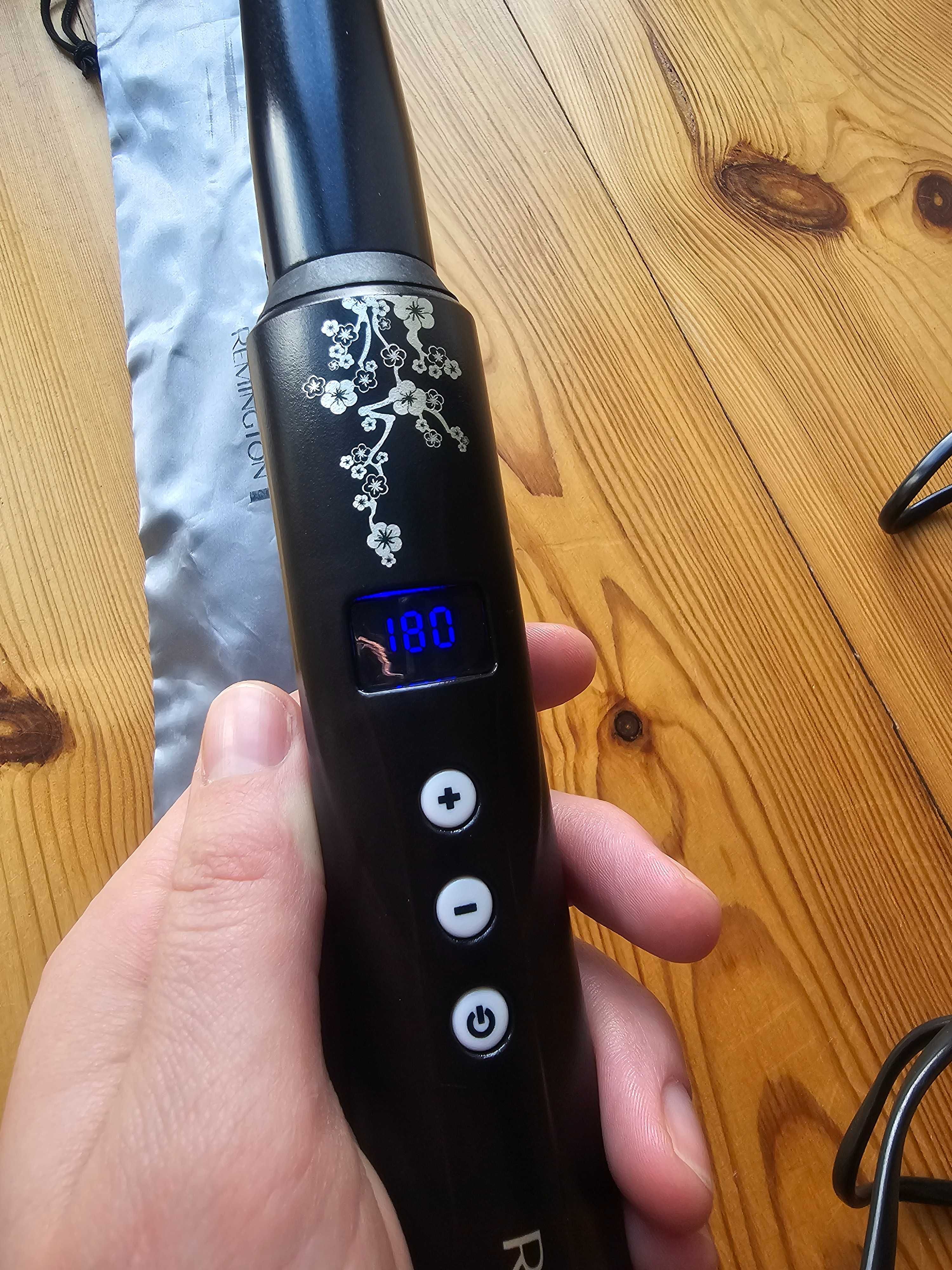 Nowa lokówka stożkowa Remington