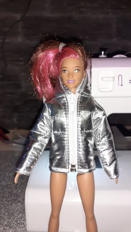Kurtka dla lalki w typie Barbie szyta nowa