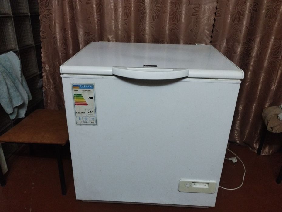 Морозильна камера zanuse б/у