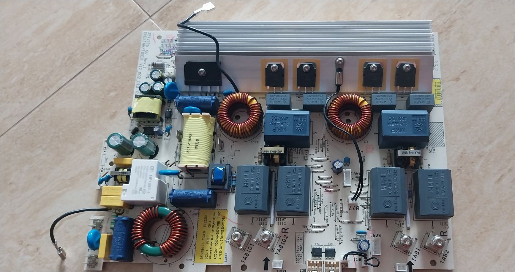Moduł mocy płyty indukcyjnej electrolux  EHH16340FK