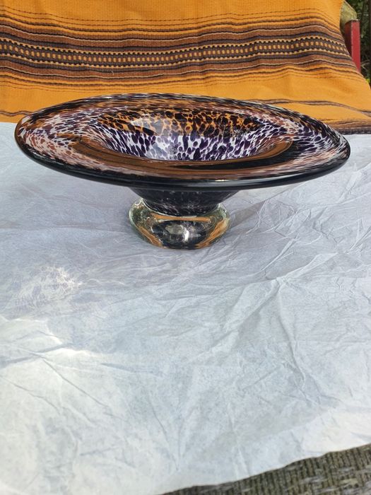 Patera, szkło szwedzkie.