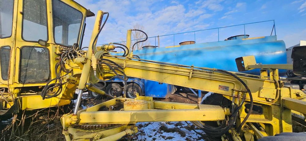 Продам Автогрейдер ДЗ-180