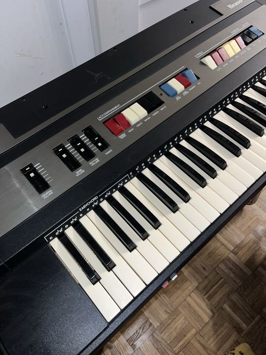 Organy Farfisa Bravo