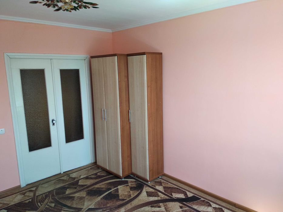 Меблі шафка шафа