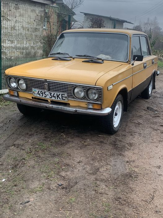машина автоваз 2103