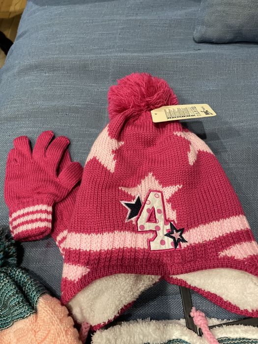 Шапка зимняя с перчатками, двойка