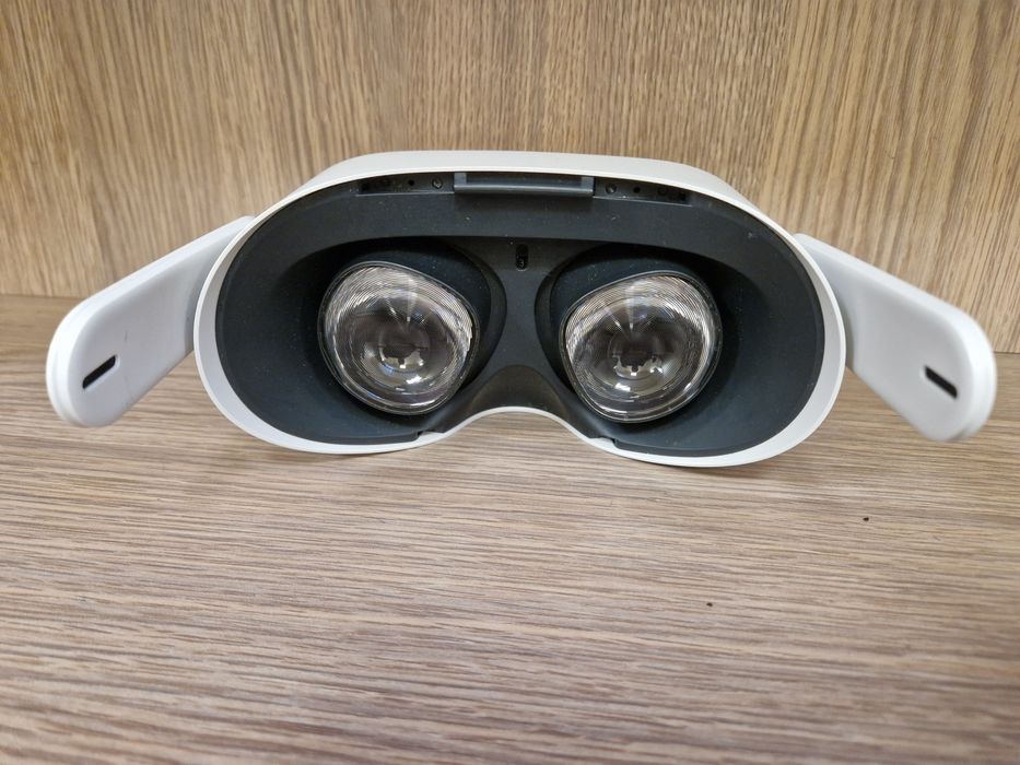 Окуляри Meta Oculus Quest 2 VR(128Gb) без контролерів та аксесуарів