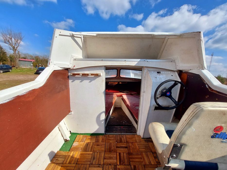 Łódź wędkarska plus silnik yamaha 5