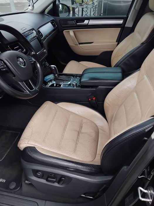 Продам TOUAREG 2012 рік 3.0 D