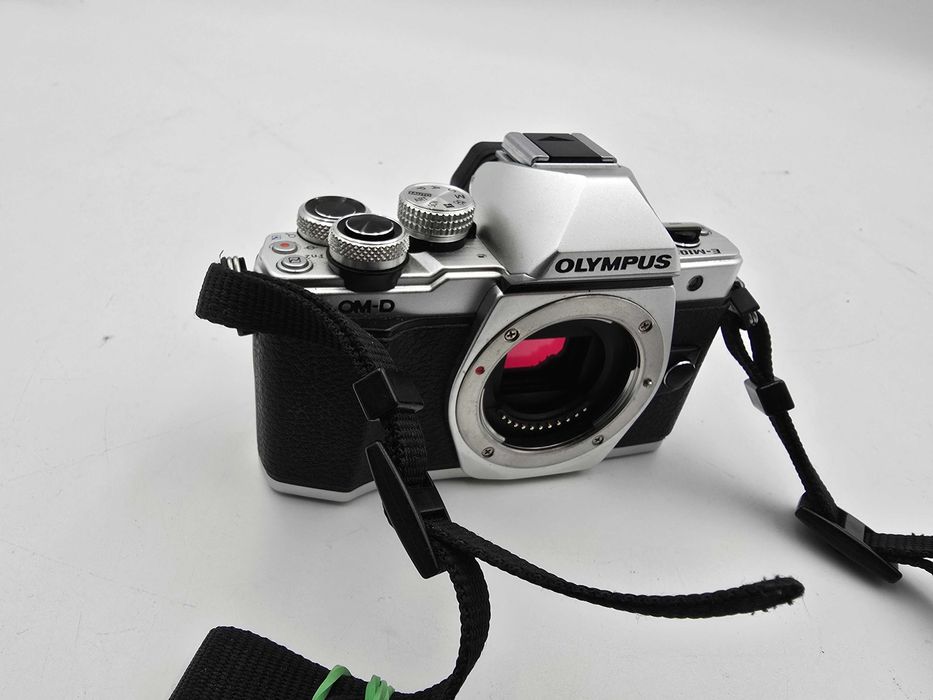 Aparat Olympus OM-D E-M10 MARK II