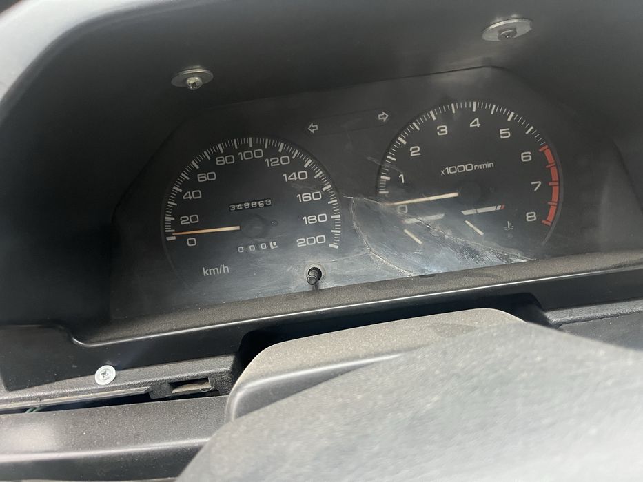 Мітсубіші Ланцер 2000 рік. 1.5 бензин механіка.
