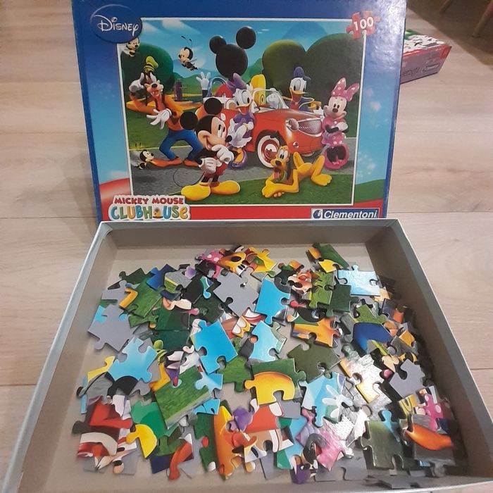 Sprzedam puzzle Myszka Miki gratis